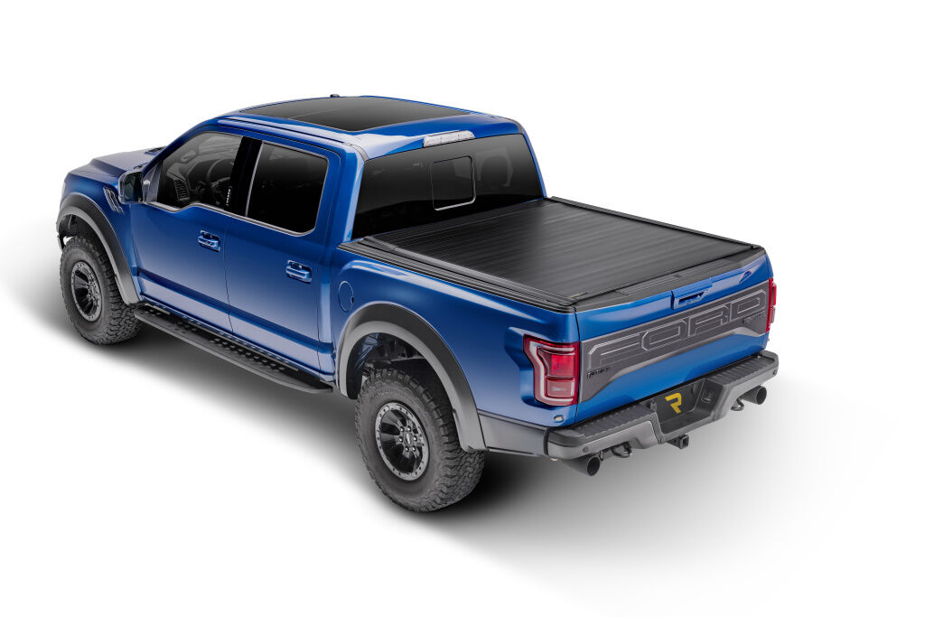 RealTruck Retrax - 30402 - Tonneau Cover